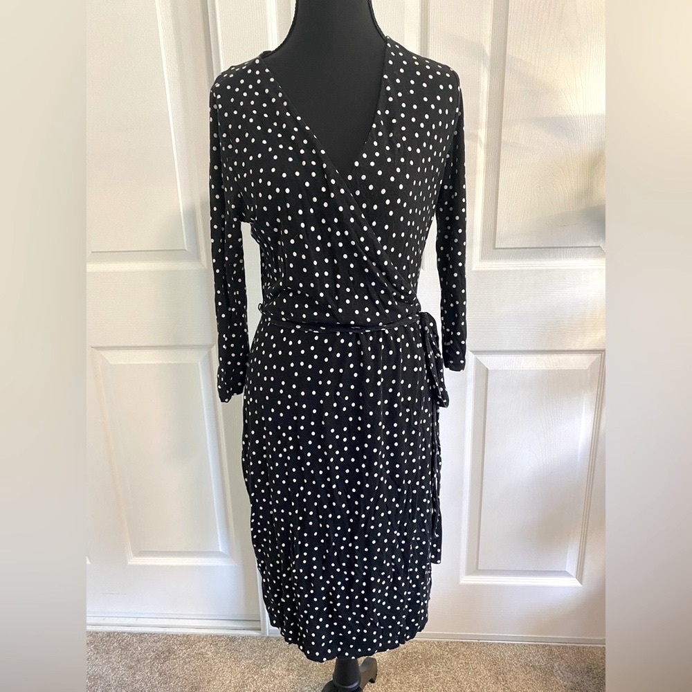 Women Size M Black and White Polka Dot Long Sleeve Dress